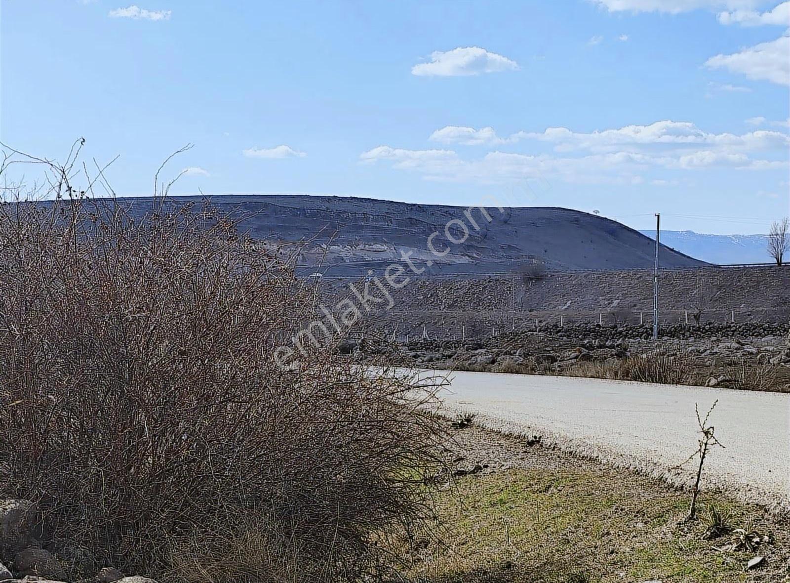 Karakoçan Bulgurcuk (yığ)köyünde Satılık Tarla - Görsel 4