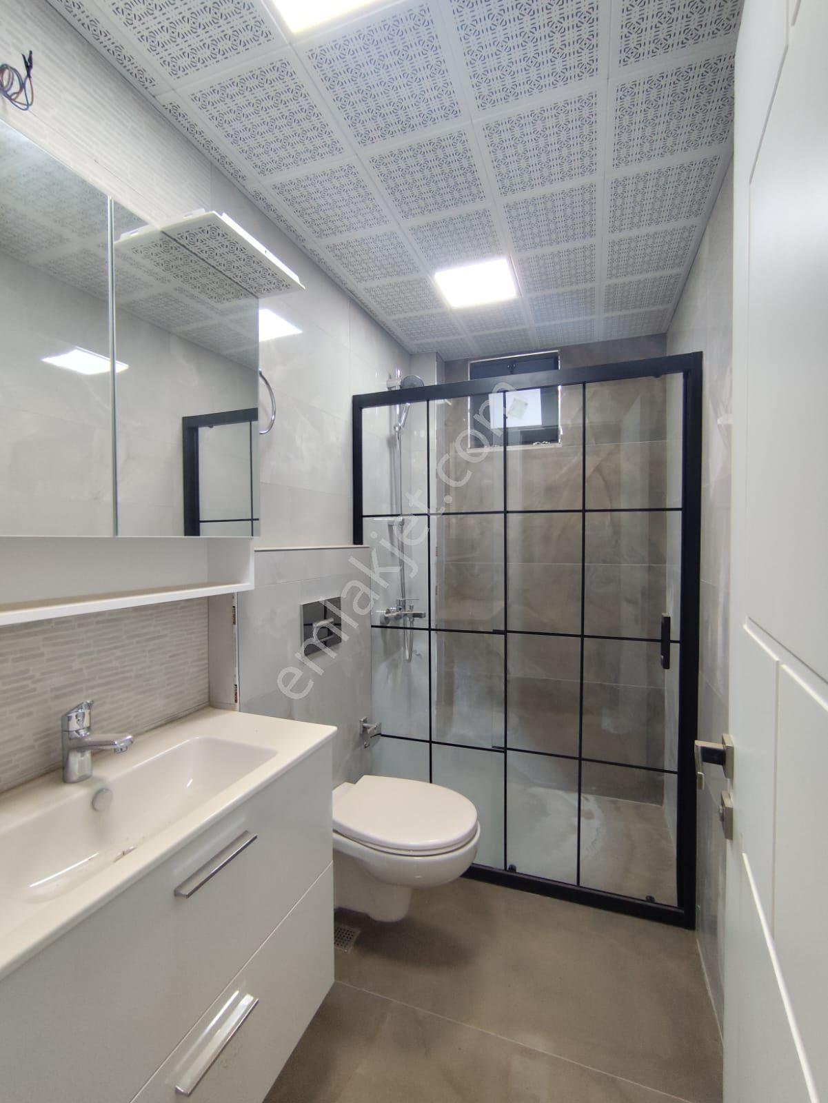 Yeşilbayır’da Doğa İçinde 6+1 Lüks Dublex Kiralık Villa Yerden Isıtmalı Sıfır Ultra Lüks Eşyalı - Görsel 30