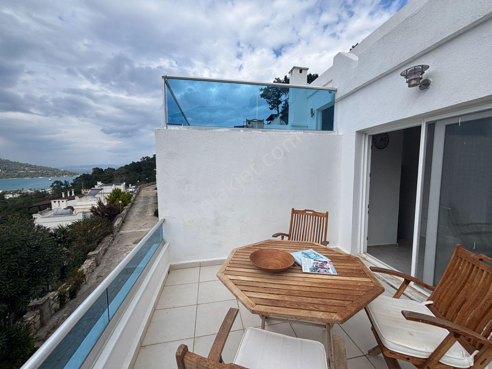 Bodrum Torba Satılık Deniz Manzaralı Kapalı Garaj Tripleks Villa - Görsel 6