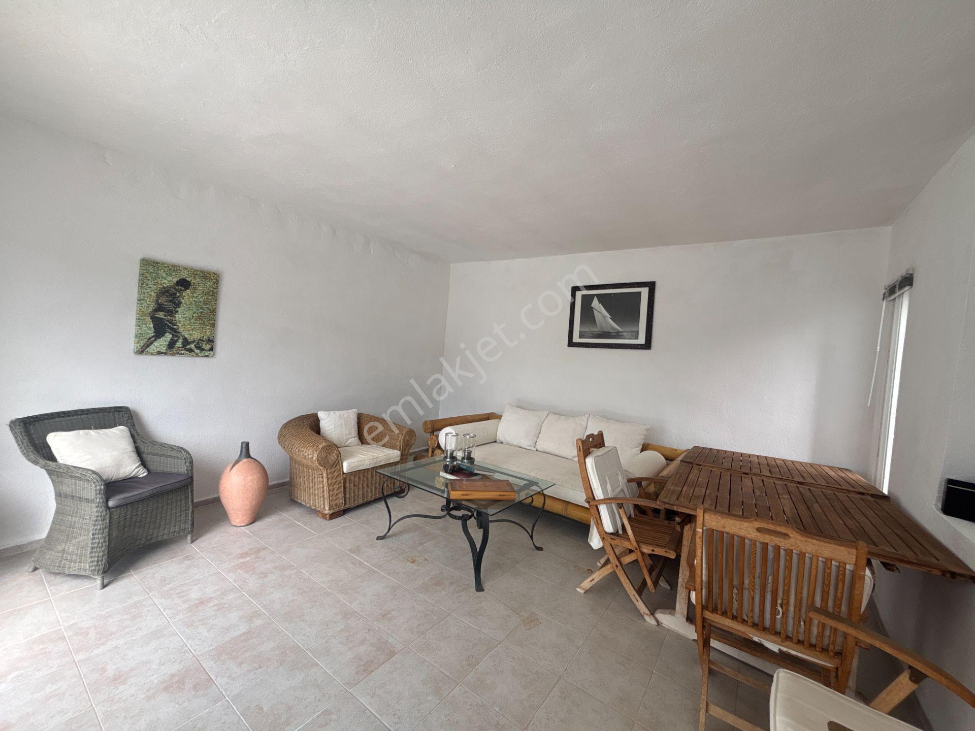 Bodrum Torba Satılık Deniz Manzaralı Kapalı Garaj Tripleks Villa - Görsel 18