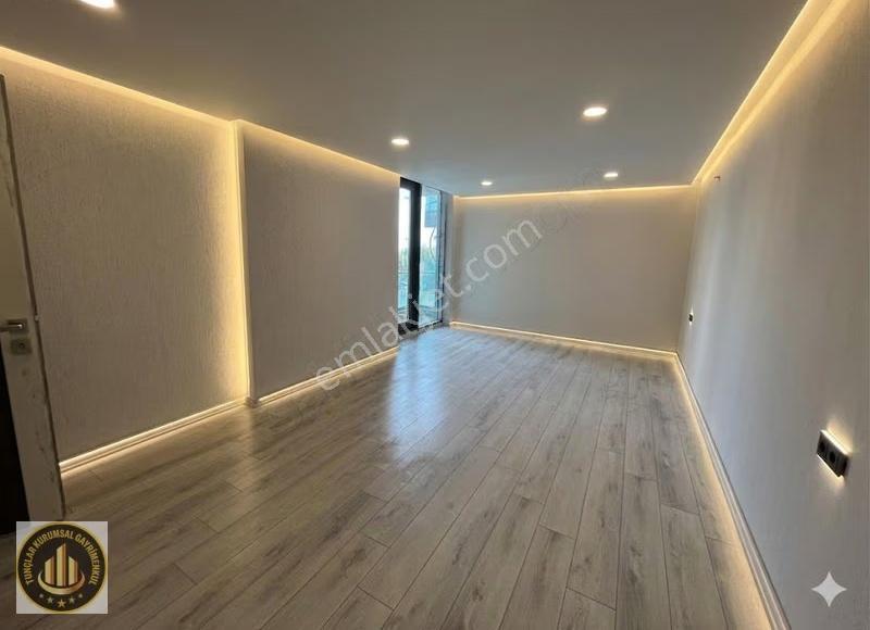 Elazığ Yolu Üzerinde Prestijli Yatırım: Satılık 70 M² 1+1 Ofi - Görsel 4