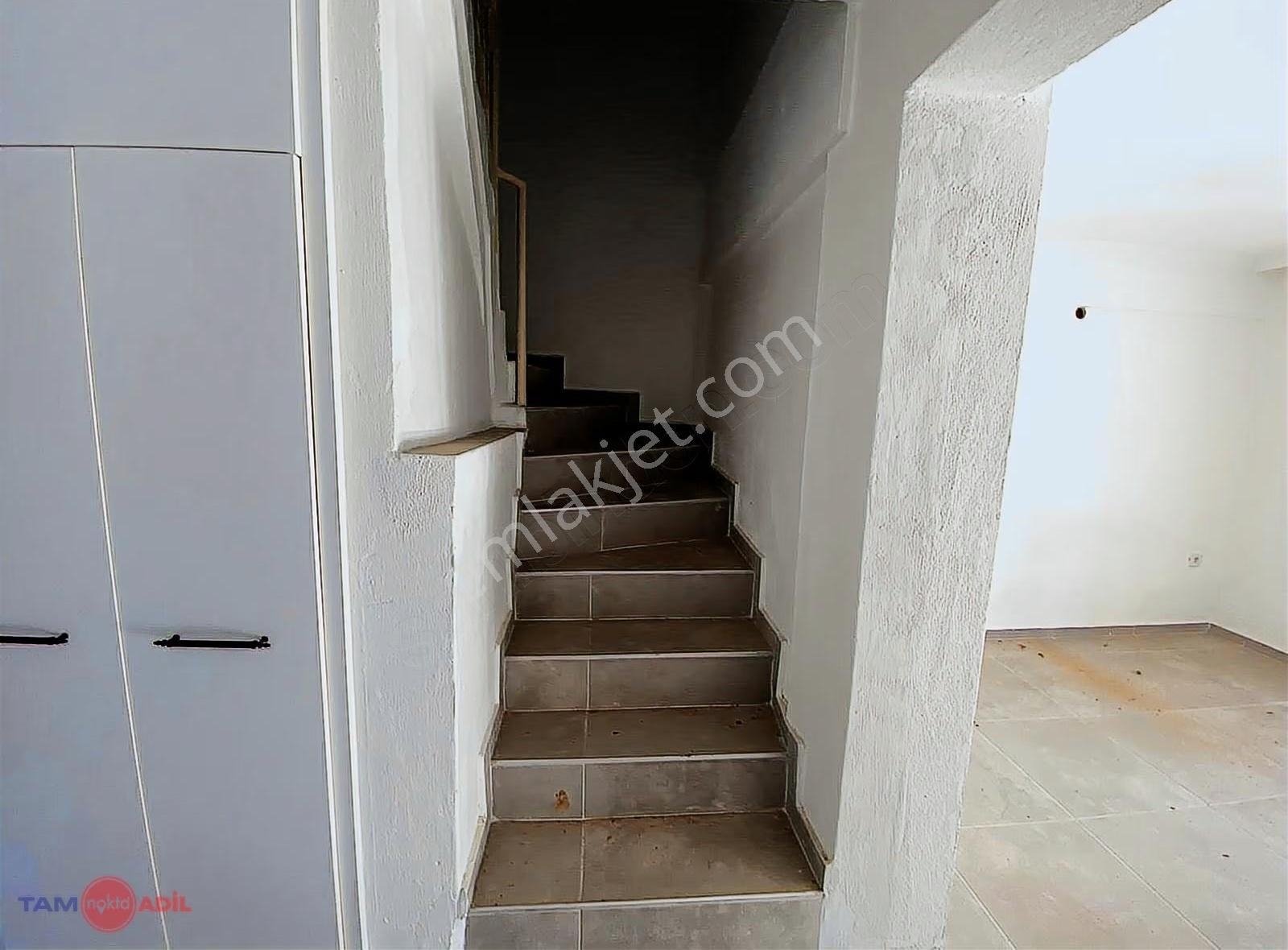 Denize 200m Salihleraltı'nda Tadilatlı Geniş Bahçeli Rüya Villa - Görsel 31