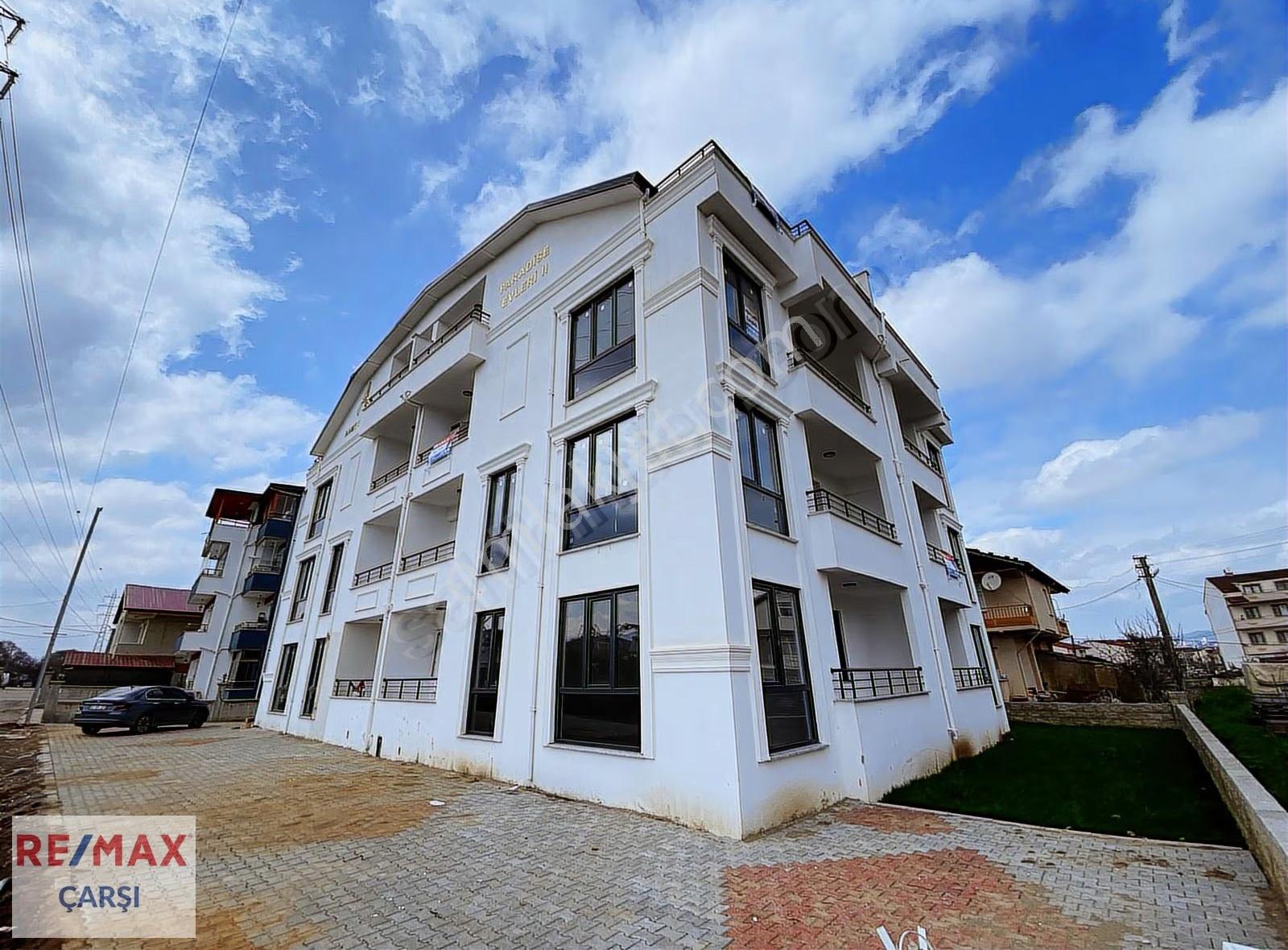 Sıfır 4+1 Asansörlü Çatı Dubleks Kıralık Daıre