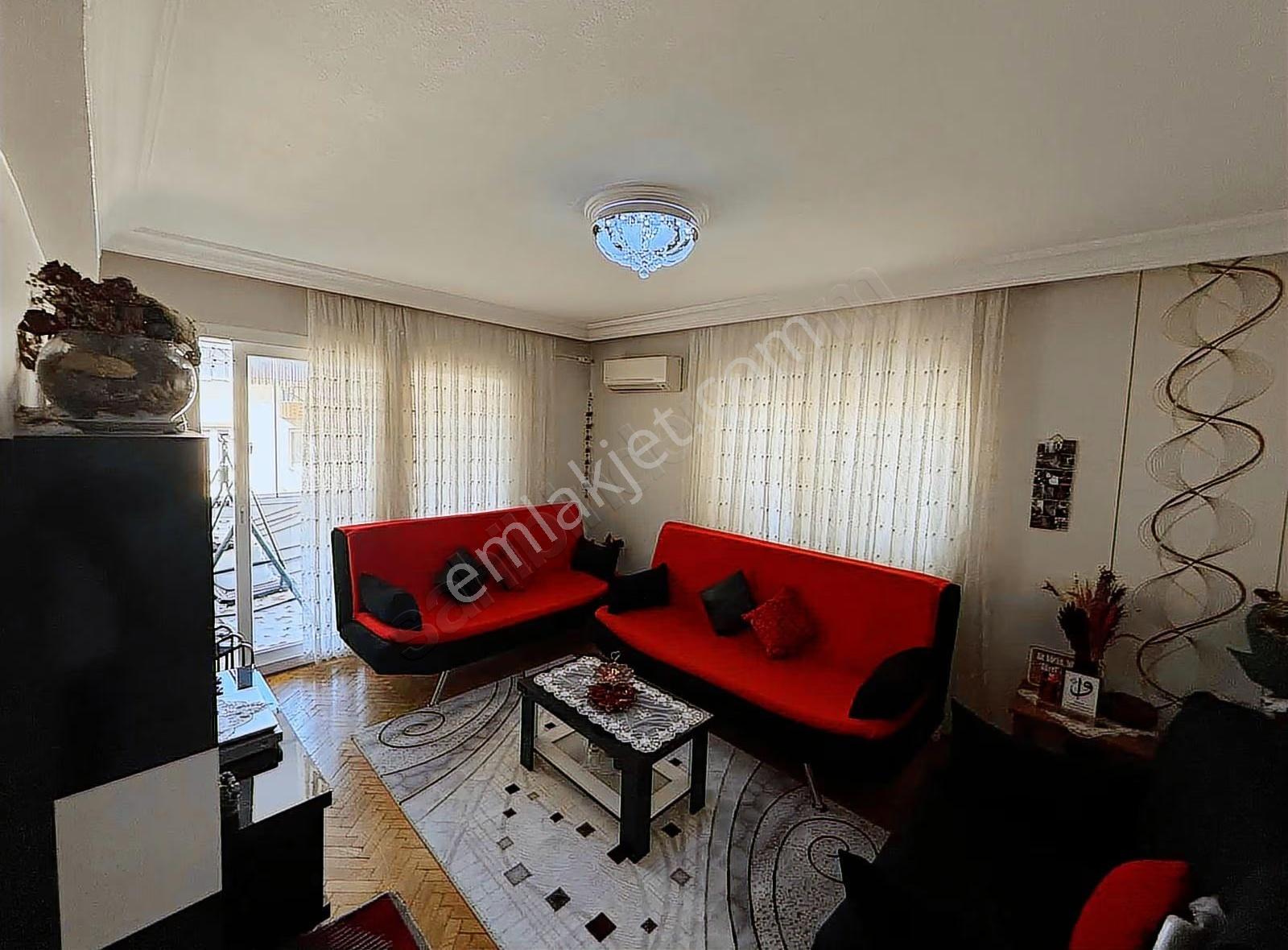 Pek Emlaktan İstasyon Karşısı Sokağında Arakat 4+1 Satılık Daire - Görsel 15