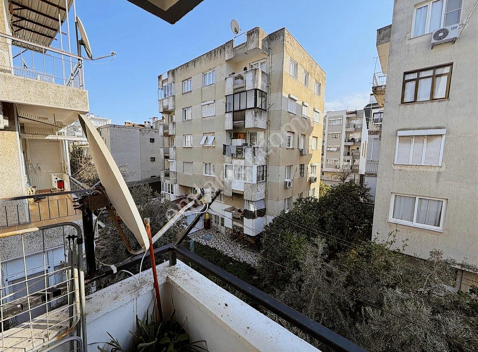 Pek Emlaktan İstasyon Karşısı Sokağında Arakat 4+1 Satılık Daire - Görsel 12