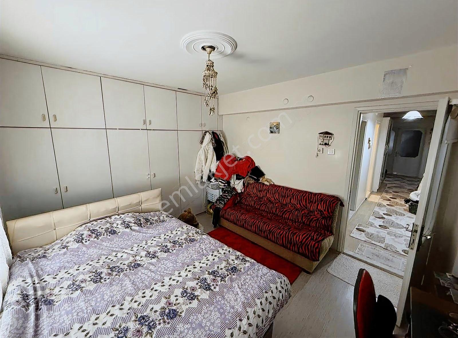 Pek Emlaktan İstasyon Karşısı Sokağında Arakat 4+1 Satılık Daire - Görsel 22