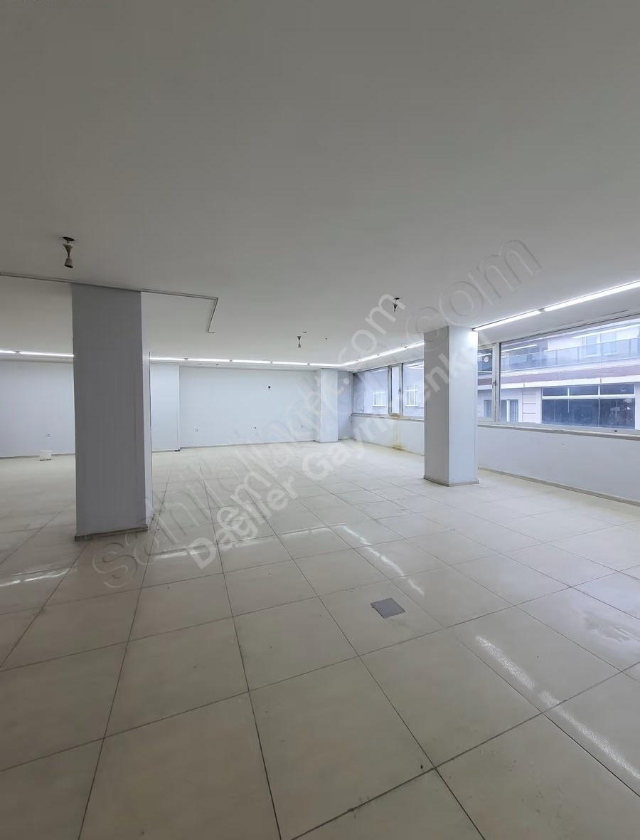 Dağlıer Emlak'tan 300 M² Kiralık İş Yeri - Görsel 7