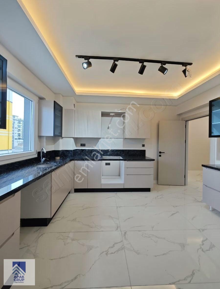 Apak |ersu Hisar Projesi 3 Cepheli Sıfır Cam Balkon Eksiksiz 3+1 - Görsel 6