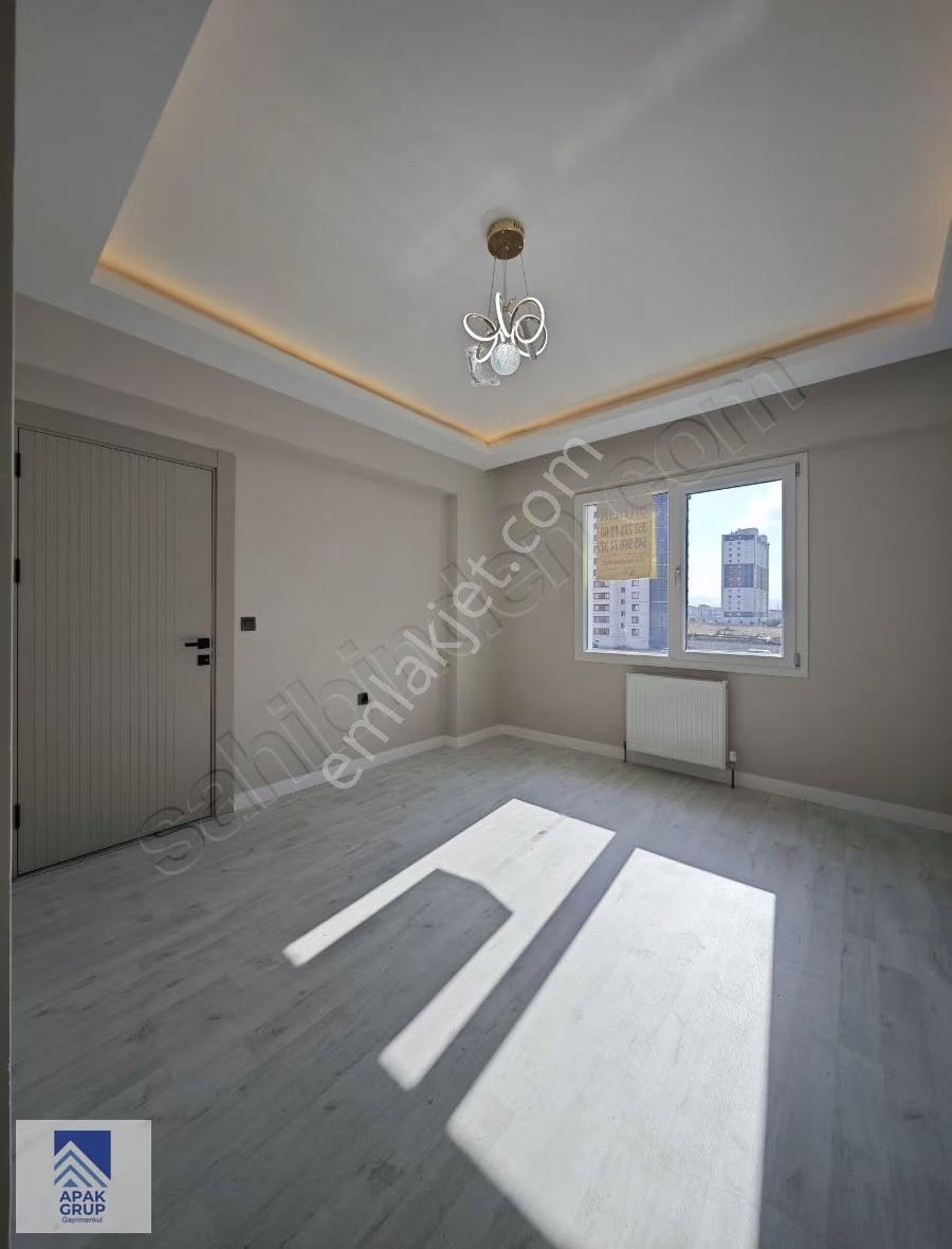 Apak |ersu Hisar Projesi 3 Cepheli Sıfır Cam Balkon Eksiksiz 3+1 - Görsel 14