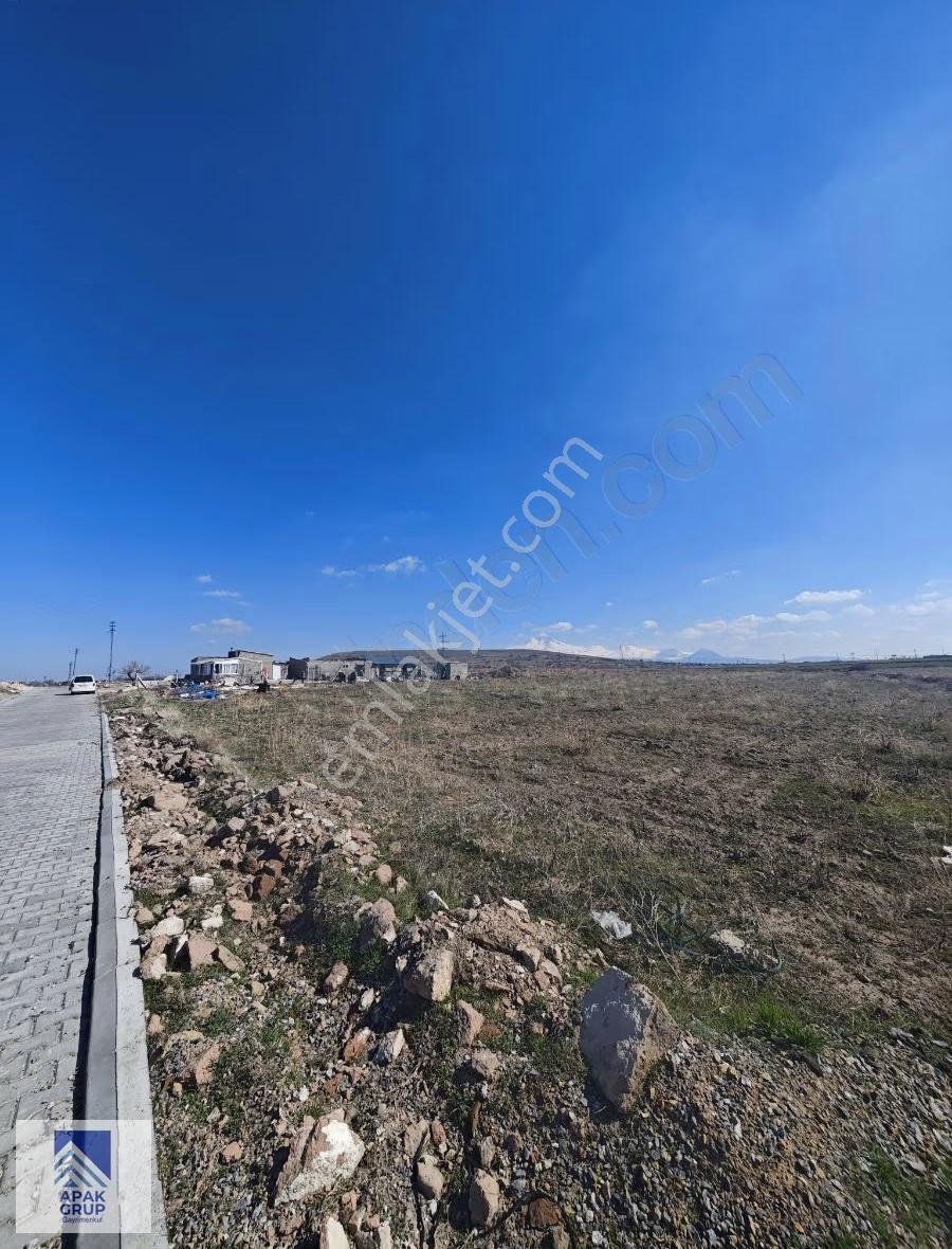 İncesu Bedir Bağları 6.400 M² 2+1 Evli, Ahırlı Yatırımlık Arazi - Görsel 8