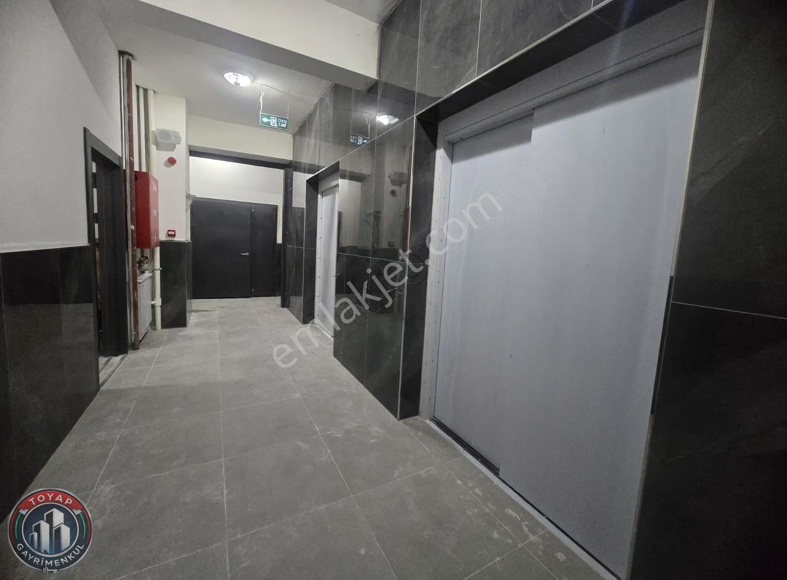 Toyap Yapıdan 50.yılda Ticaret Merkezinde 625m2 Kiralık Dükkan - Görsel 7