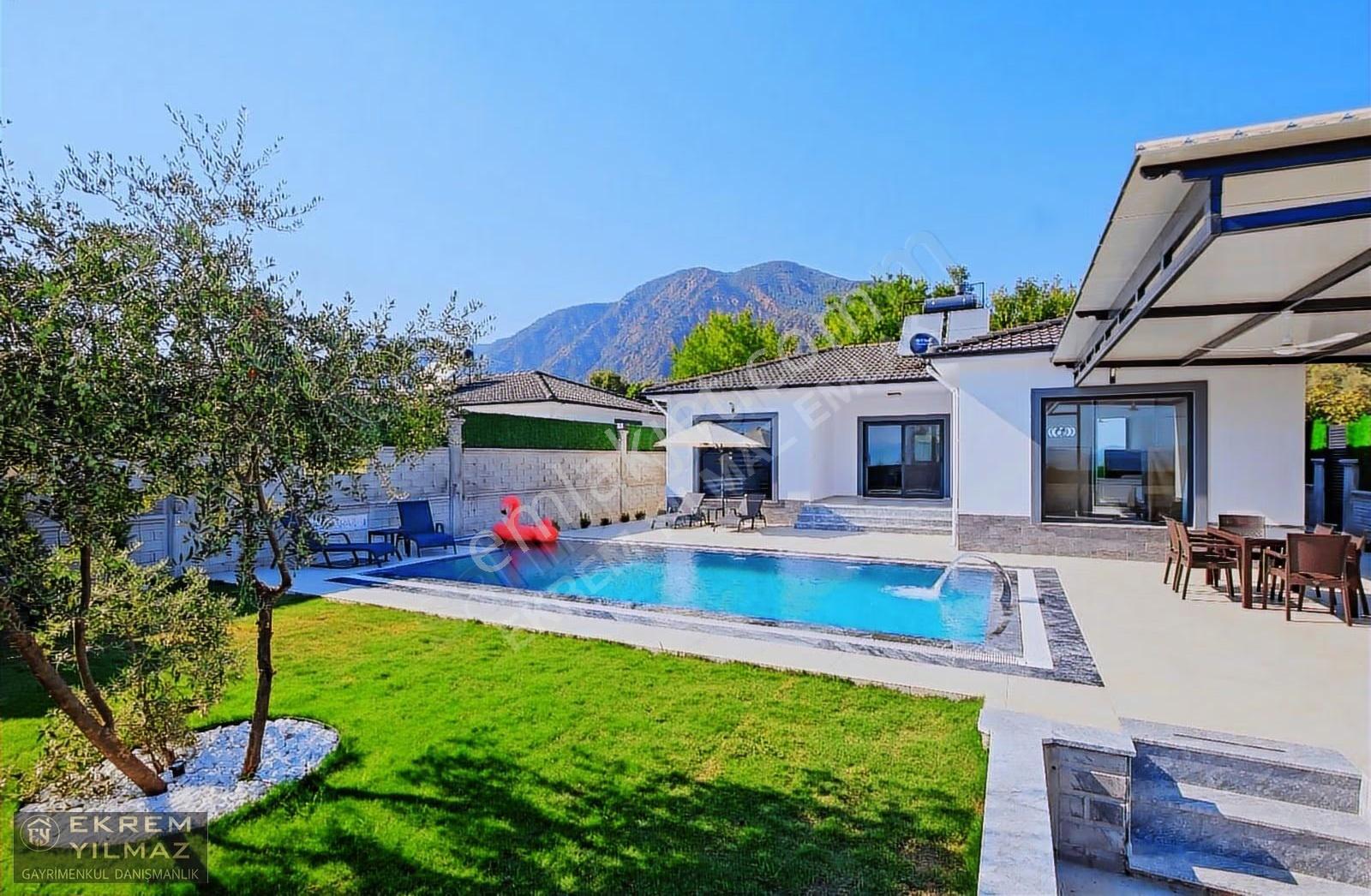 Köyceğiz'de Göl Manzaralı, Havuzlu, Eşyalı Villa - Görsel 2
