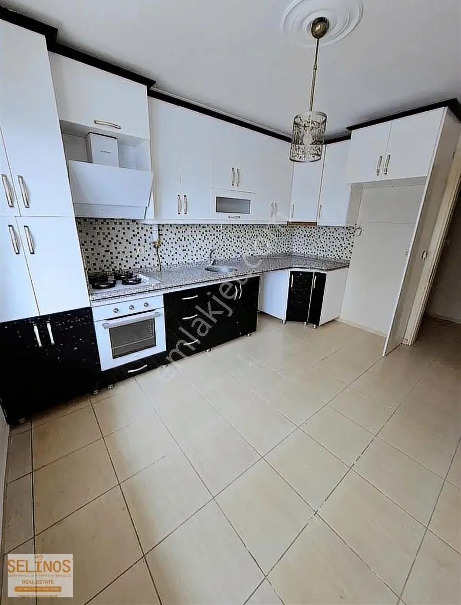 Gaziosmanpaşa Mahallesinde 4+1 Geniş Daire