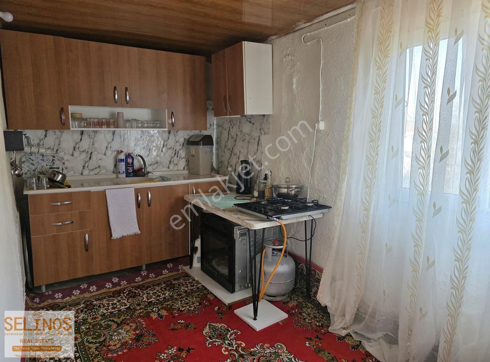 Bergama Sindel Müstakil 2 Katlı Köy Evi - Görsel 11