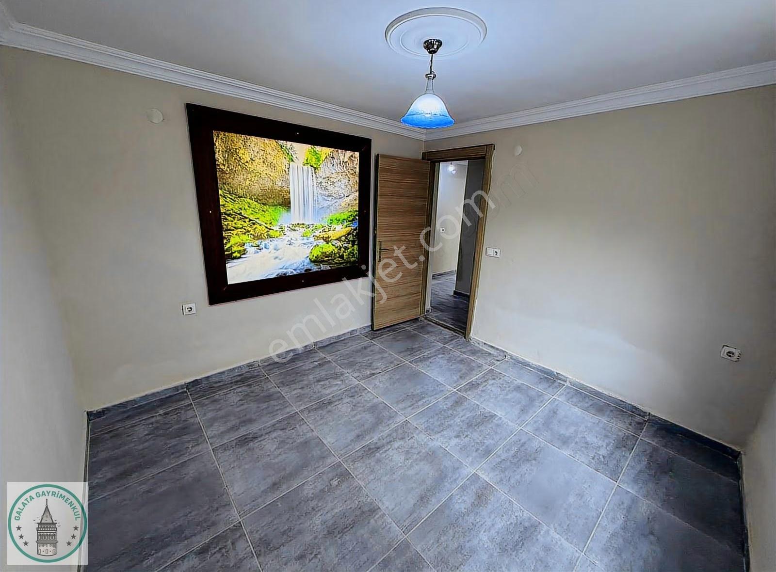 Galata,dan Söke Konak Mah,de 108 M² 3+1 Müstakil 2 Katlı Ev - Görsel 21