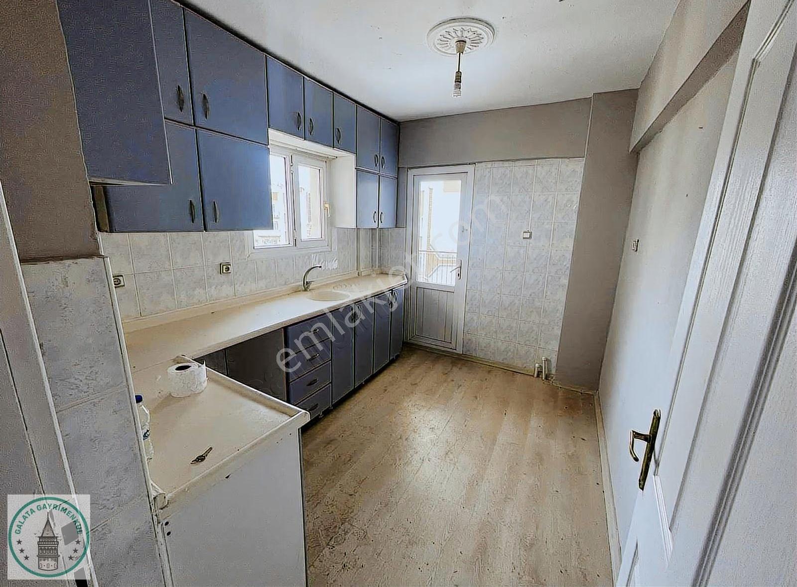 Galata'dan Kısa Süreliğine Site İçerisinde 3+1 Satılık Daire - Görsel 7