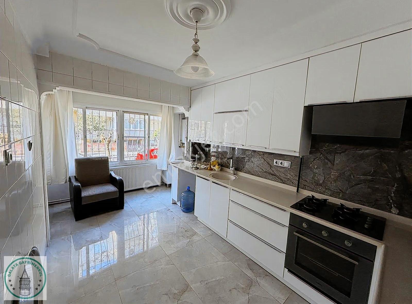 Galata.dan Söke Atatürk Mah,de 135 M² 3+1 Satılık Daire