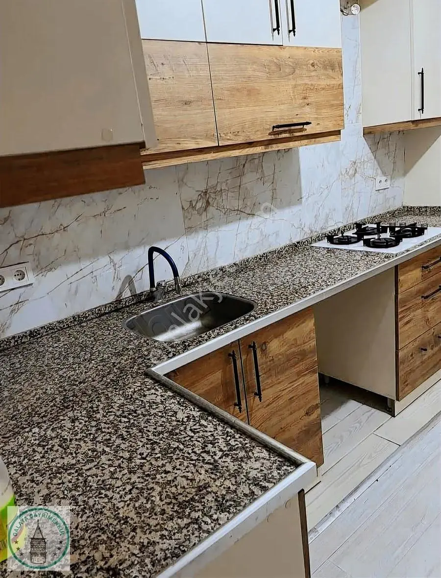 Galata'dan Söke Toki Evlerinde 3+1 Satılık Daire