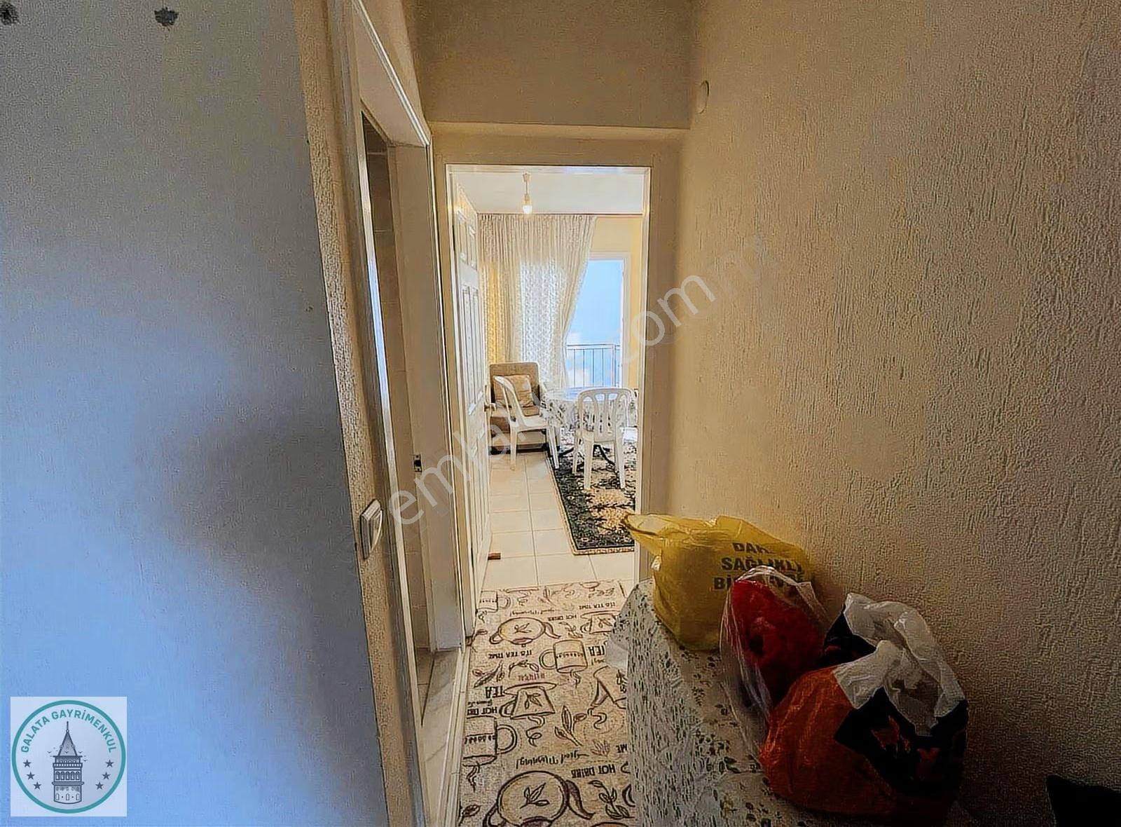 Galata'dan Yavansu Mah. Geniş Büyük Teraslı 1+1 Satılık Daire - Görsel 6