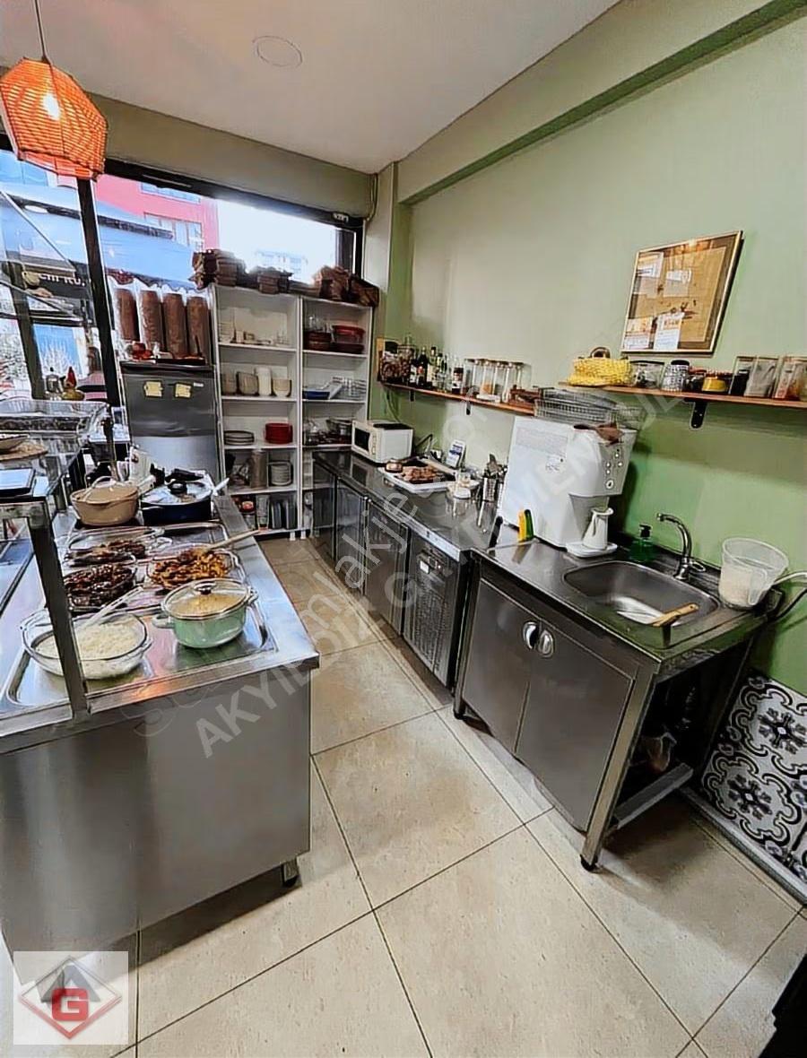 Kadıkoy Zıverbeyde Devren Cafe - Görsel 6