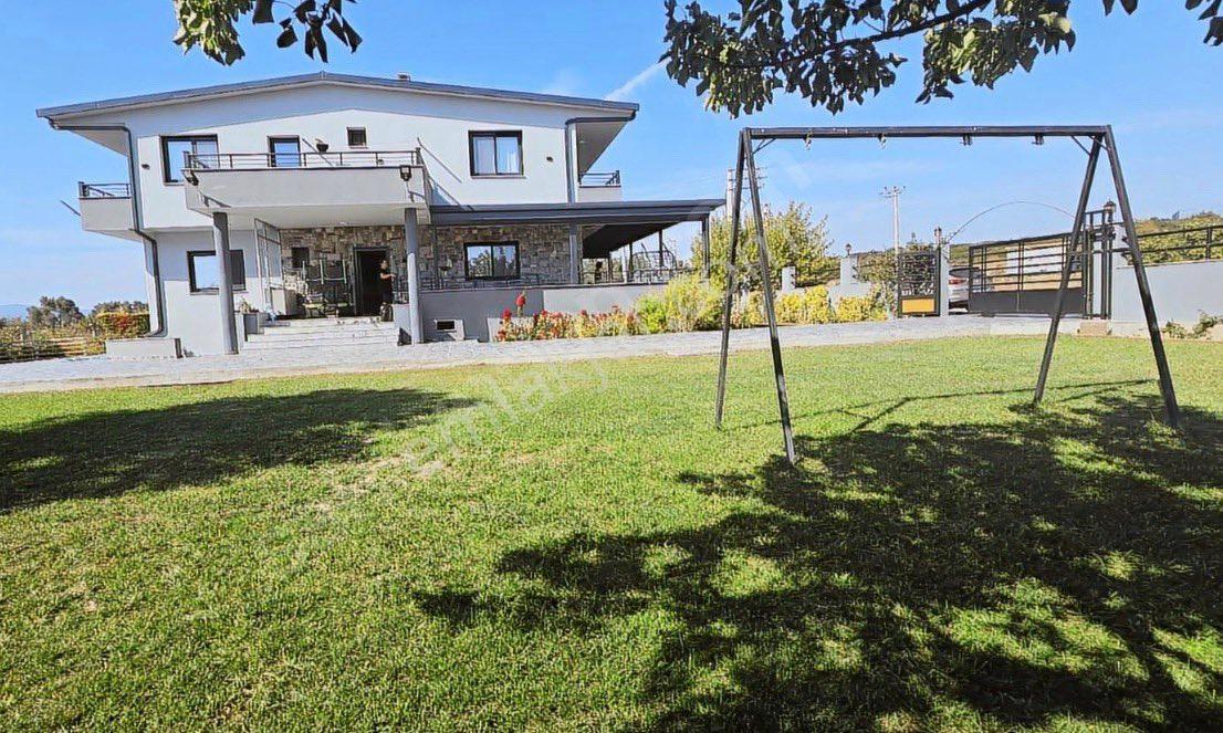 Urla İçmeler’de 1500 M² Arsa İçinde, 6+1 Müstakil, Bahçeli & Donanımlı Lüks Villa - Görsel 18