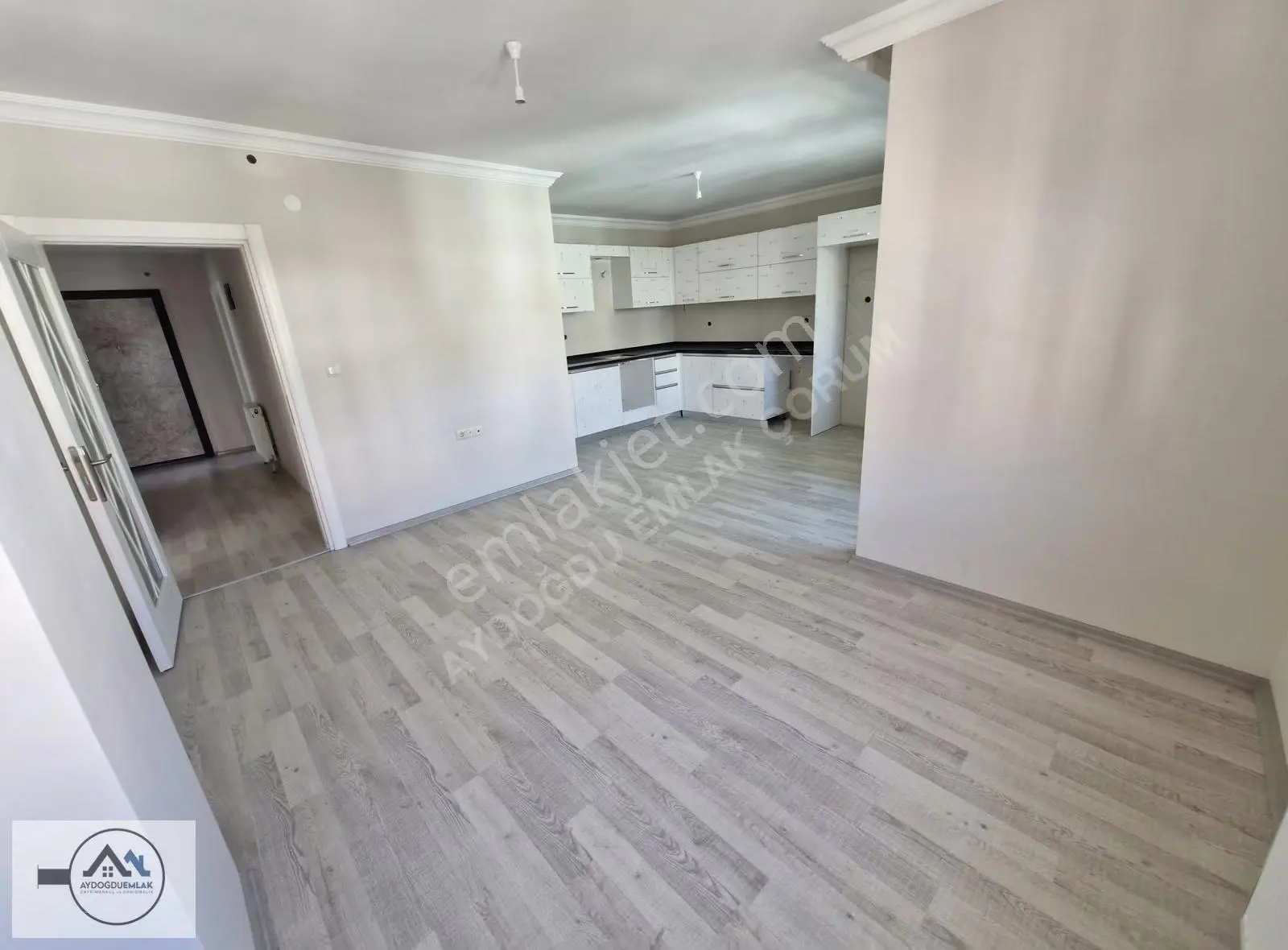Aydoğdu'dan Şenyurt Migros Üstü 3+1 3.kat Ful Yapılı Sıfır Daire - Görsel 5