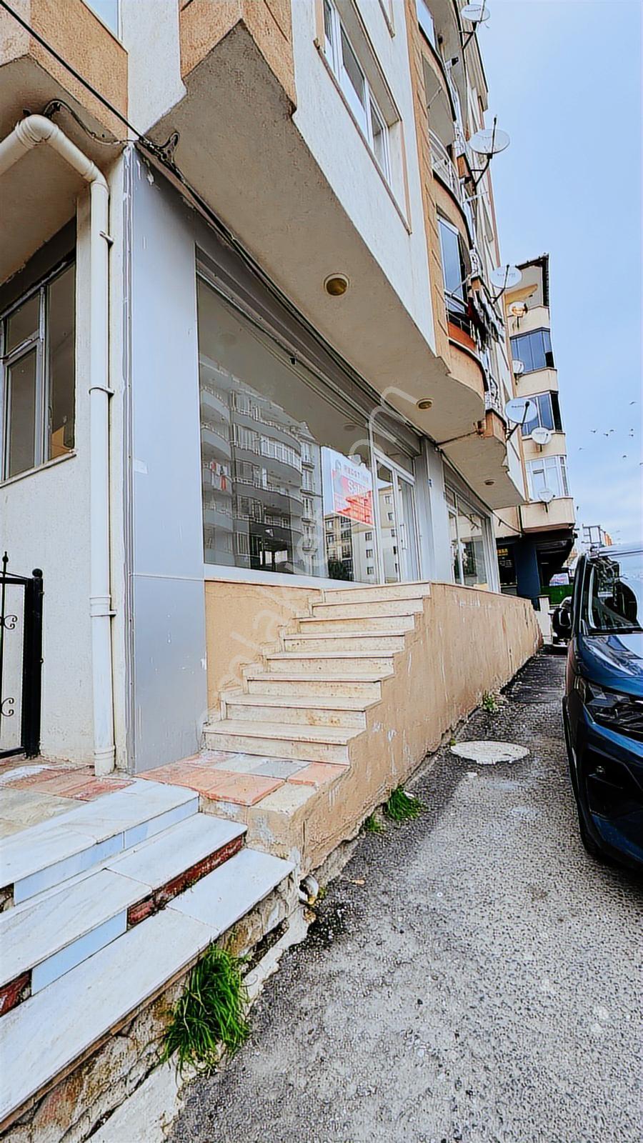 Redstone'dan Muhittinde Satılık Depolu Seçenekli Ticari Dükkan - Görsel 16