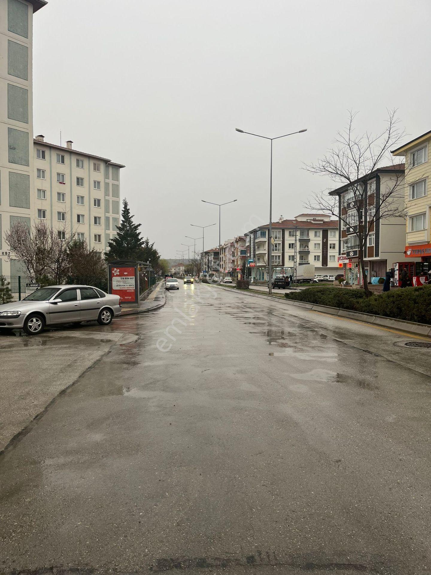 Yenikent 29 Ekim Mahallesinde Satılık 3+1 Daire - Görsel 28