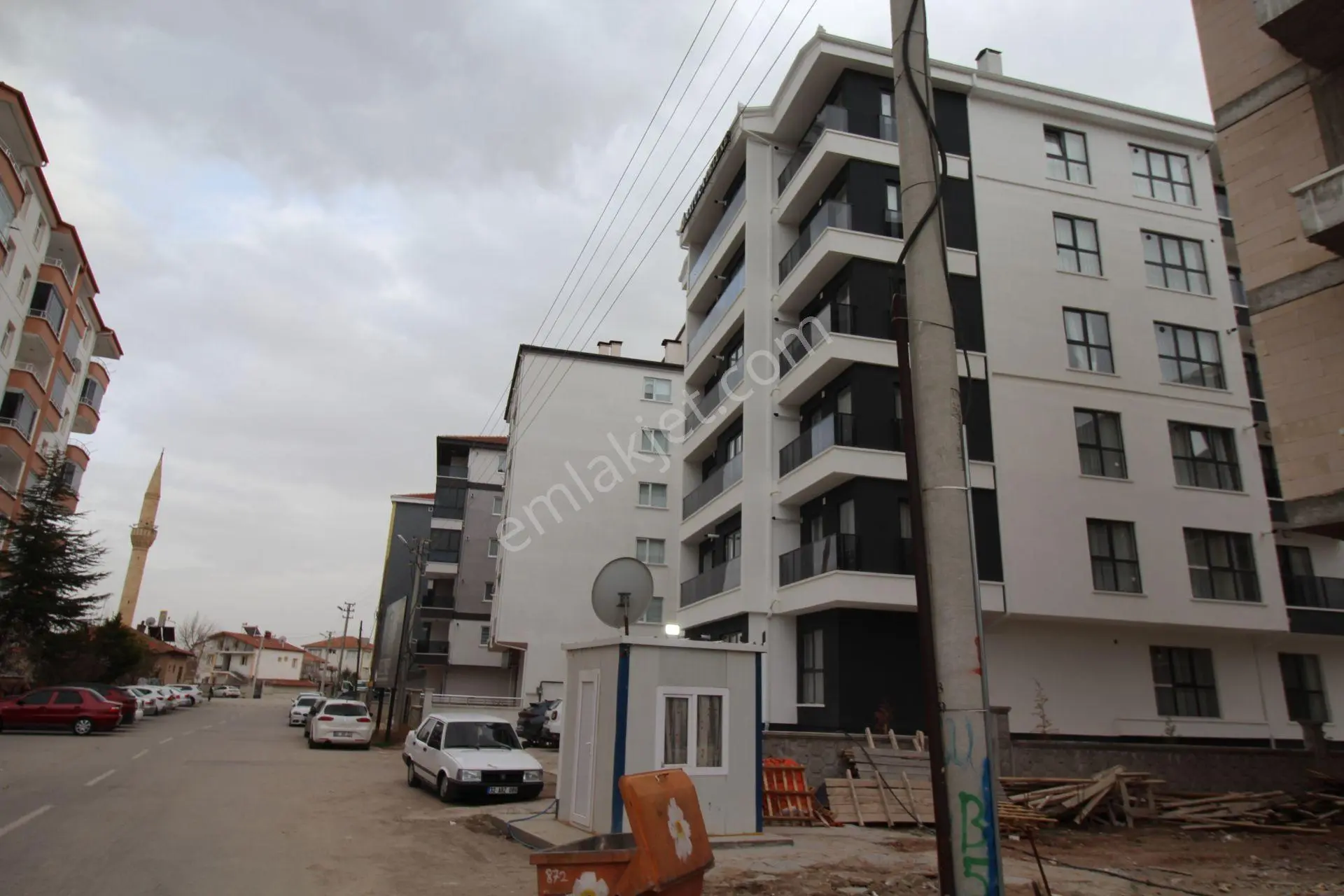 Aksaray Sanayi Mahallesinde Satılık Sıfır 1+1 Eşyalı Satılık