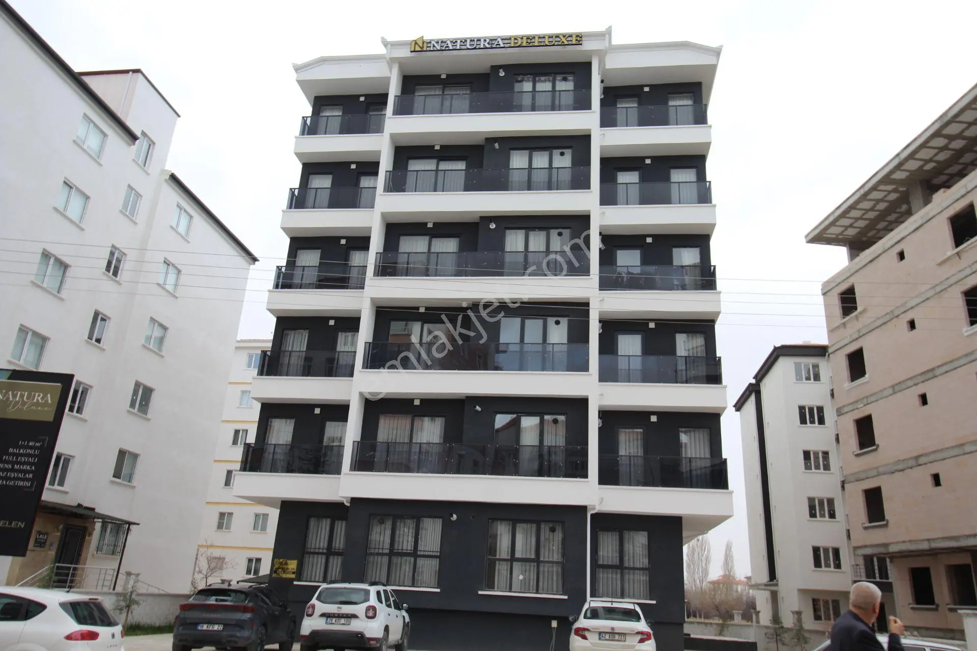 Aksaray Sanayi Mahallesinde Satılık Sıfır 1+1 Eşyalı Satılık - Görsel 3