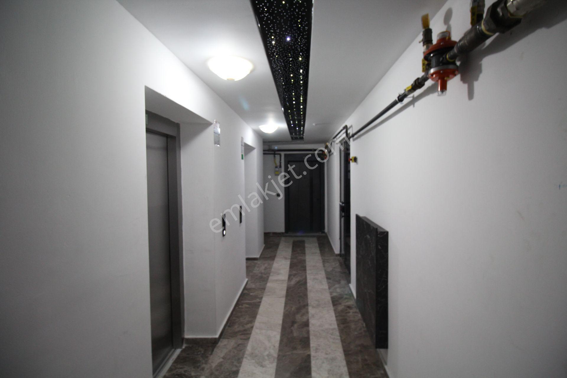 Aksaray Sanayi Mahallesinde Satılık Sıfır 1+1 Eşyalı Satılık - Görsel 6