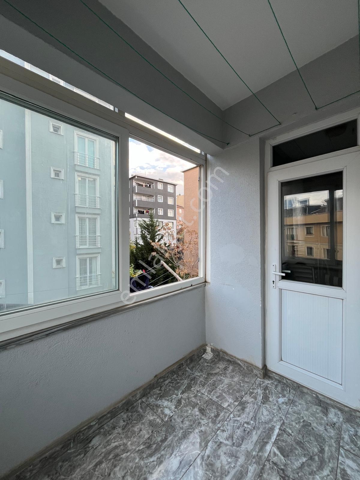 Esentepe Mah 2+1içi Yenilenmiş Satılık Fırsat Daire - Görsel 35