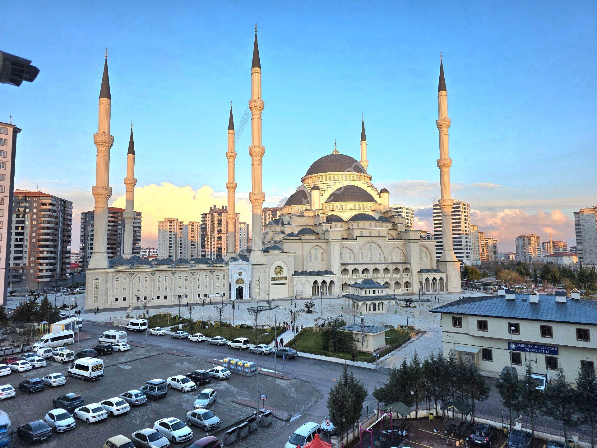 Akkent Millet Camii Manzaralı 3+1 Daire