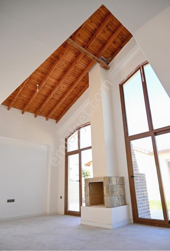 Akyaka'da Müstakil Havuzlu Satılık Villa - Görsel 19