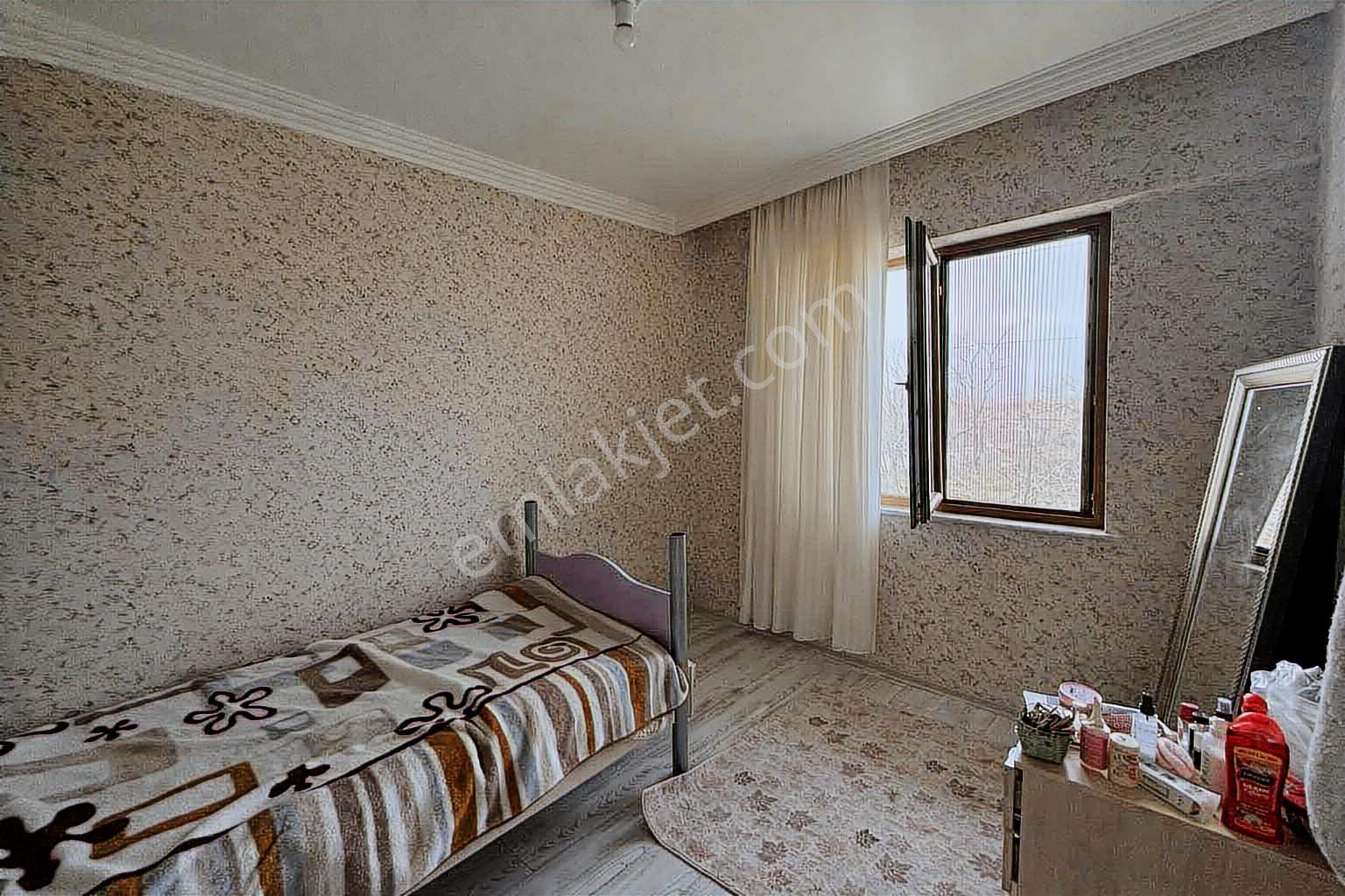 Meram'da Ferah Ultra Lüks Şömineli 250m² 4+1 Daire - Görsel 17