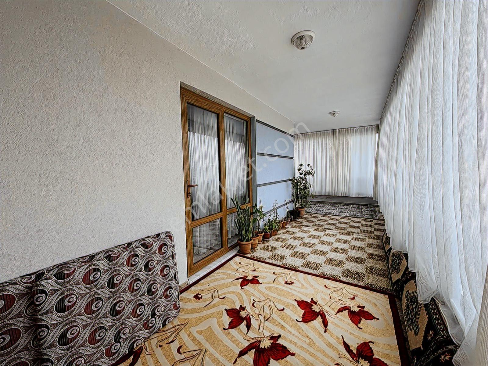 Meram'da Ferah Ultra Lüks Şömineli 250m² 4+1 Daire - Görsel 5