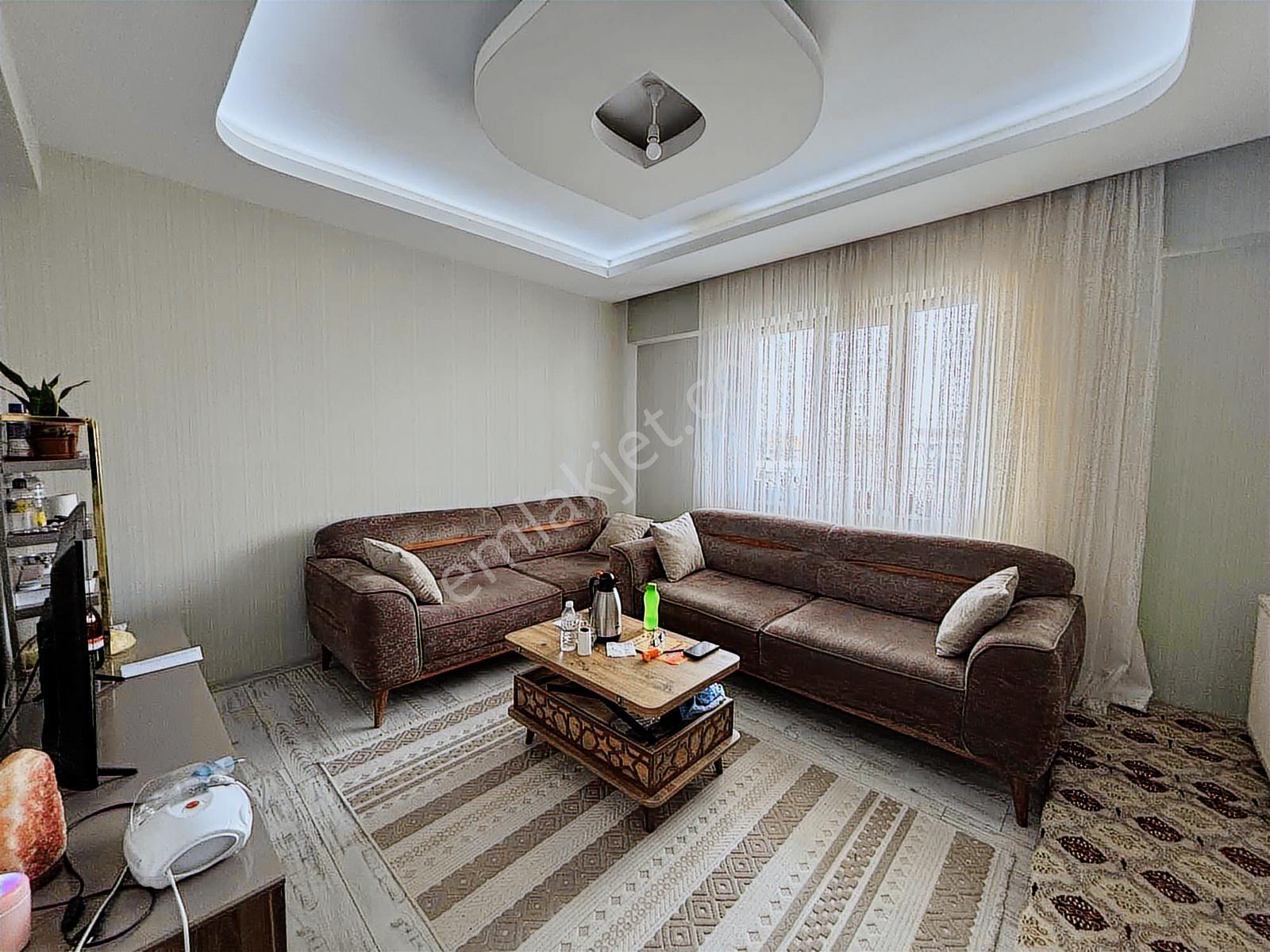 Meram'da Ferah Ultra Lüks Şömineli 250m² 4+1 Daire - Görsel 11