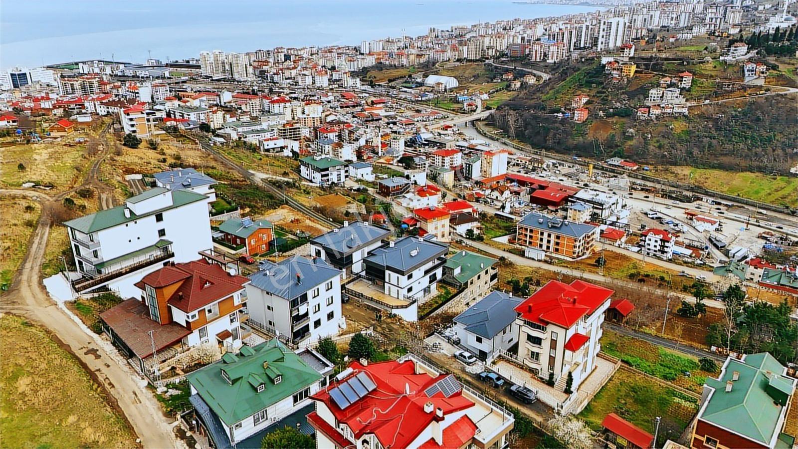 Akçaabat Yaylacık'ta Oturuma Hazır Deniz Manzaralı Lüks Villa - Görsel 12