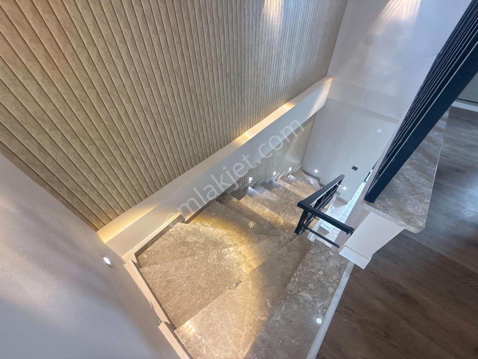 Marmara Ereğlisi Yeniçiftlik'te Müstakil Köşe Başı Lüks Villa - Görsel 19