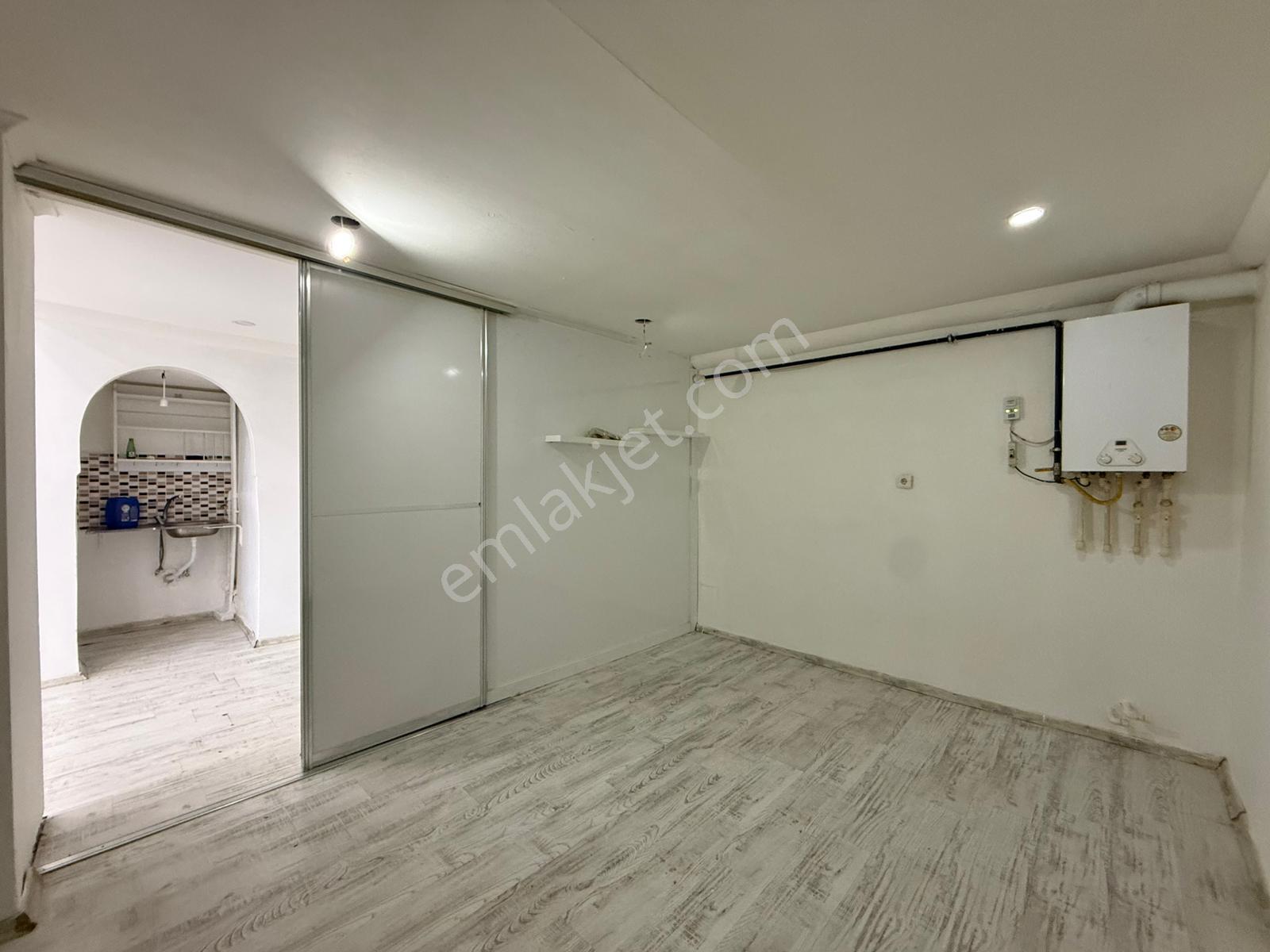 Aşağı Eğlence Mercimek Sokak'da 80m2 Her İşe Uygun Yapılı Dükkan - Görsel 6