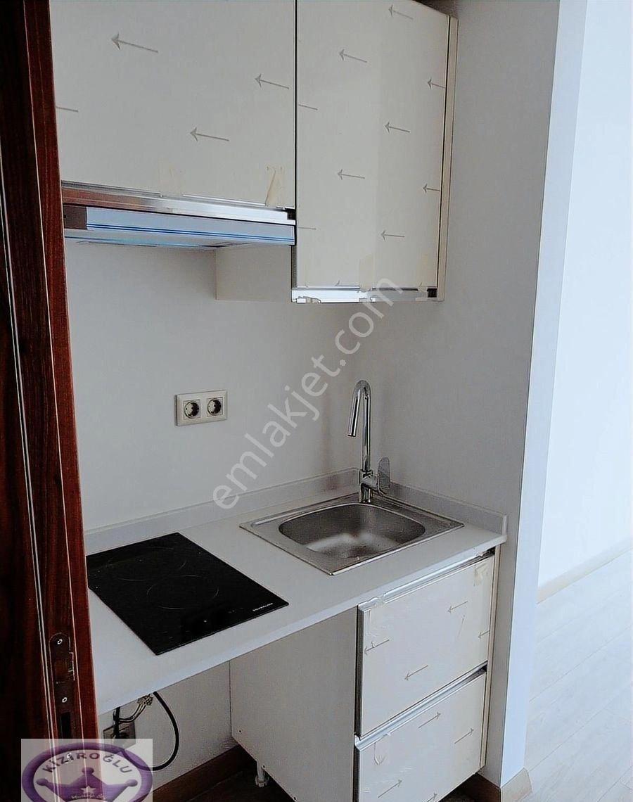 Kartal Helis Kiralık Ofis E5 Cepheli Deniz Görür Balkonlu Ofis - Görsel 7