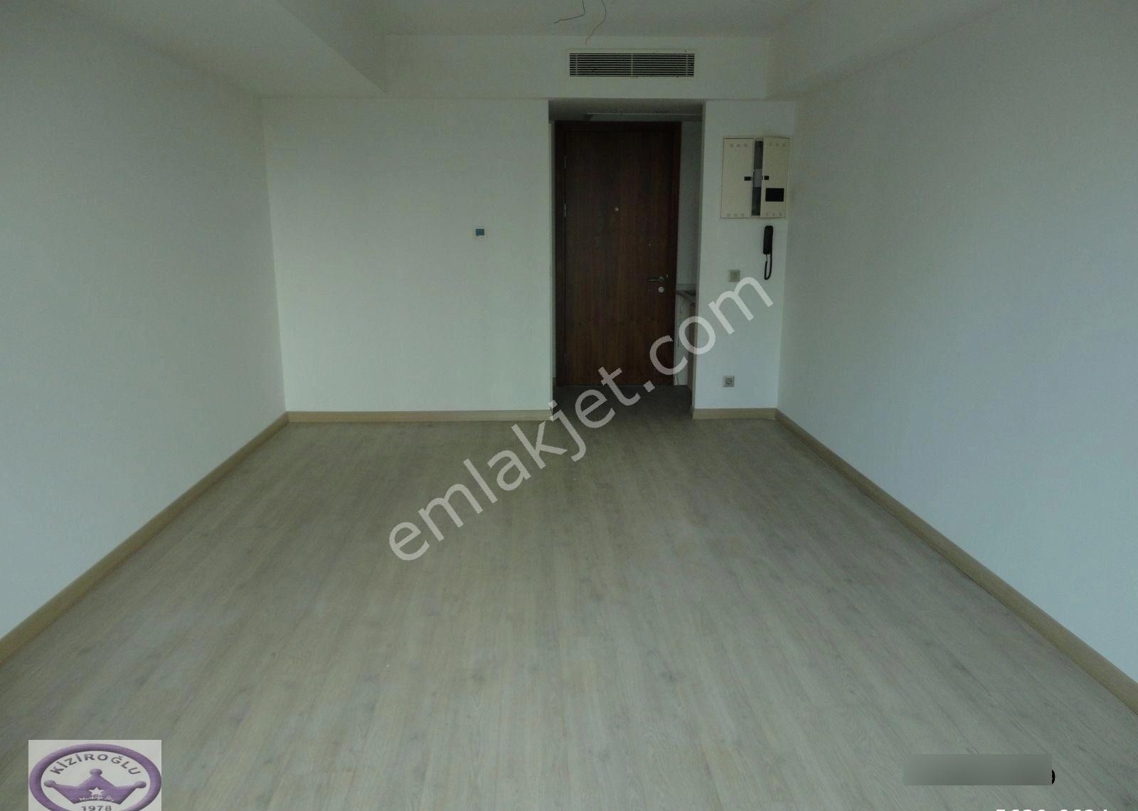Kartal Helis Kiralık Ofis E5 Cepheli Deniz Görür Balkonlu Ofis - Görsel 17