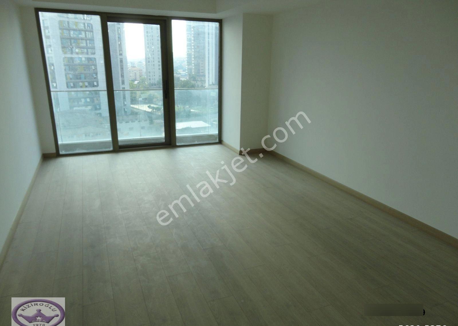 Kartal Kiralık Ofis E5 Cepheli Deniz Görür Balkonlu Prestijli Plaza Ofisi - Görsel 29