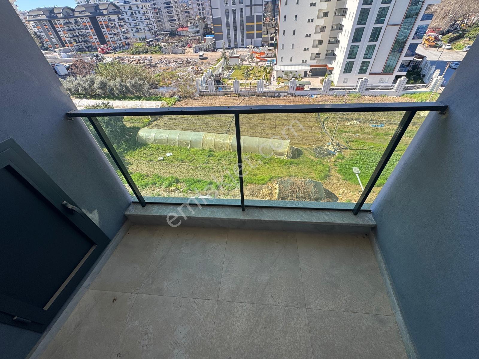 Alanya Mahmutlar 2+1 Dubleks 110 M2 Lüks Aktiviteli Denize 700 M - Görsel 7