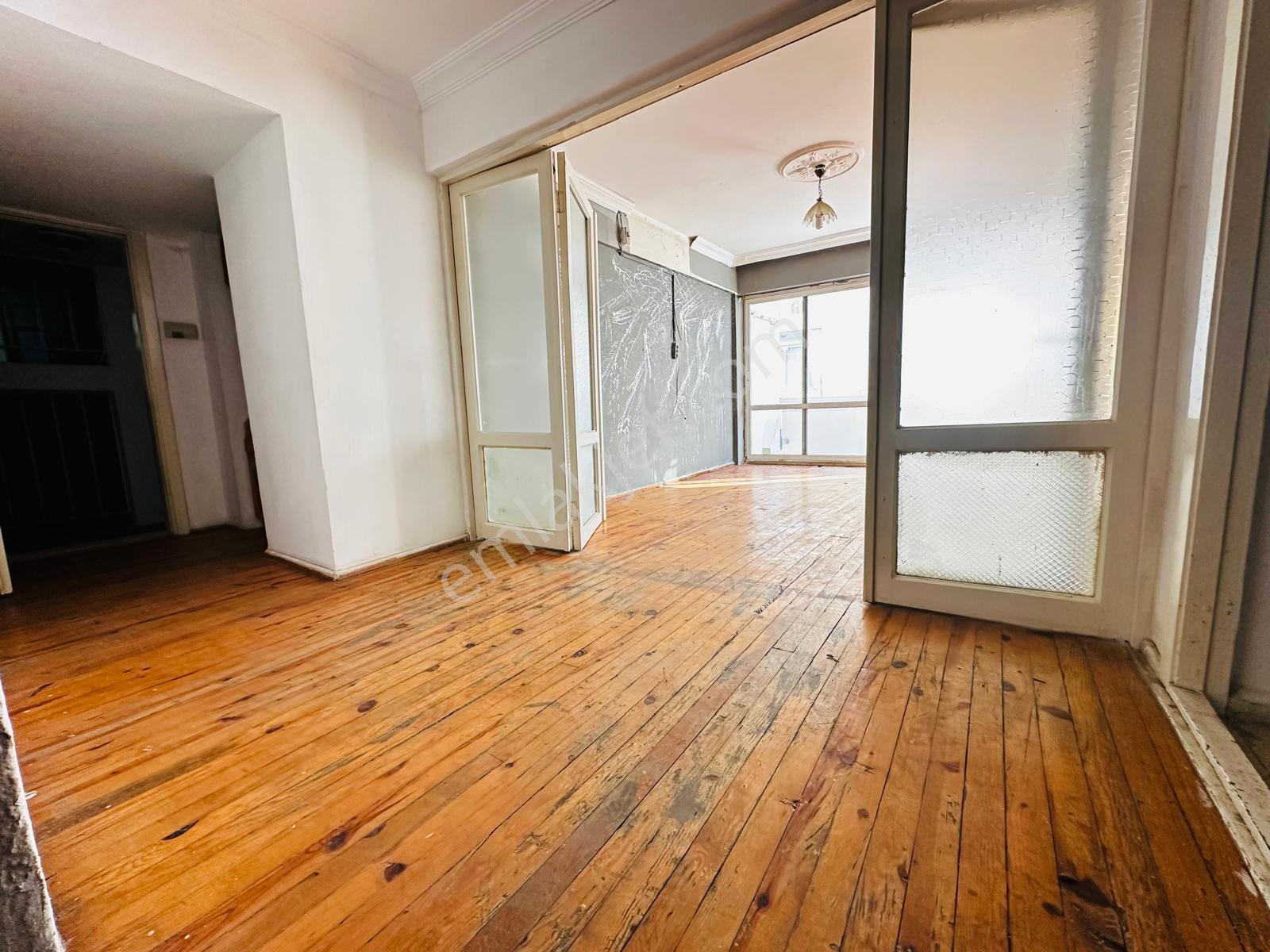 🏡 Göl-san Gayrimenkul’den 🏡 Merkezi Konumda 2+1 Arakat Daire - Görsel 9