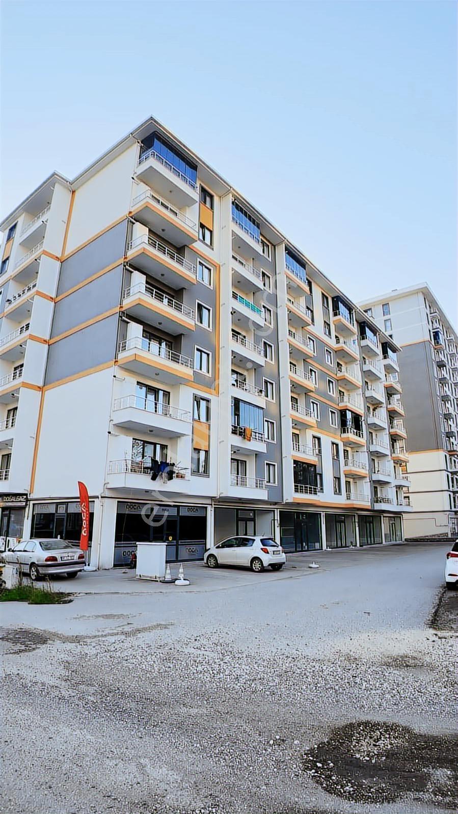 Öğretmen'den Zirve Tower'da Eşyalı Ara Kat Kiralık 1+1