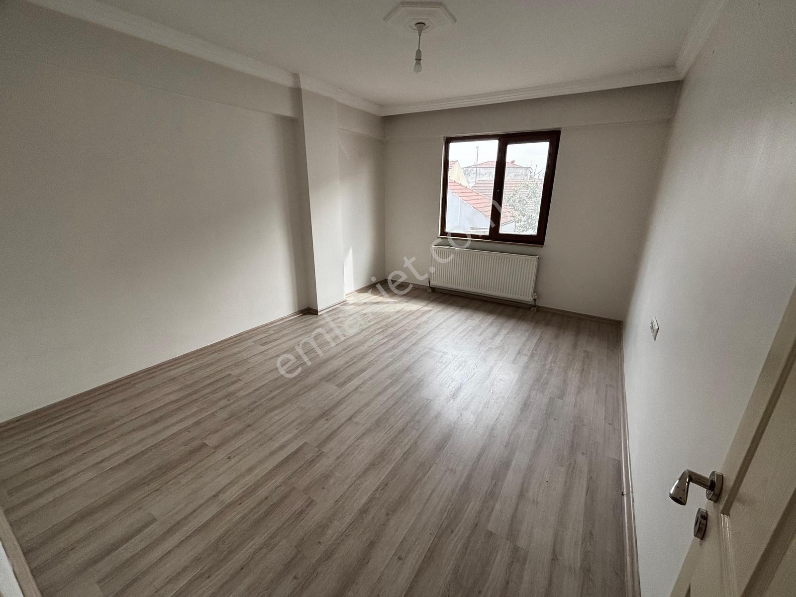 Öğretmen'den Hamidiye Mahallesi'nde 3+1 Kiralık Daire - Görsel 17