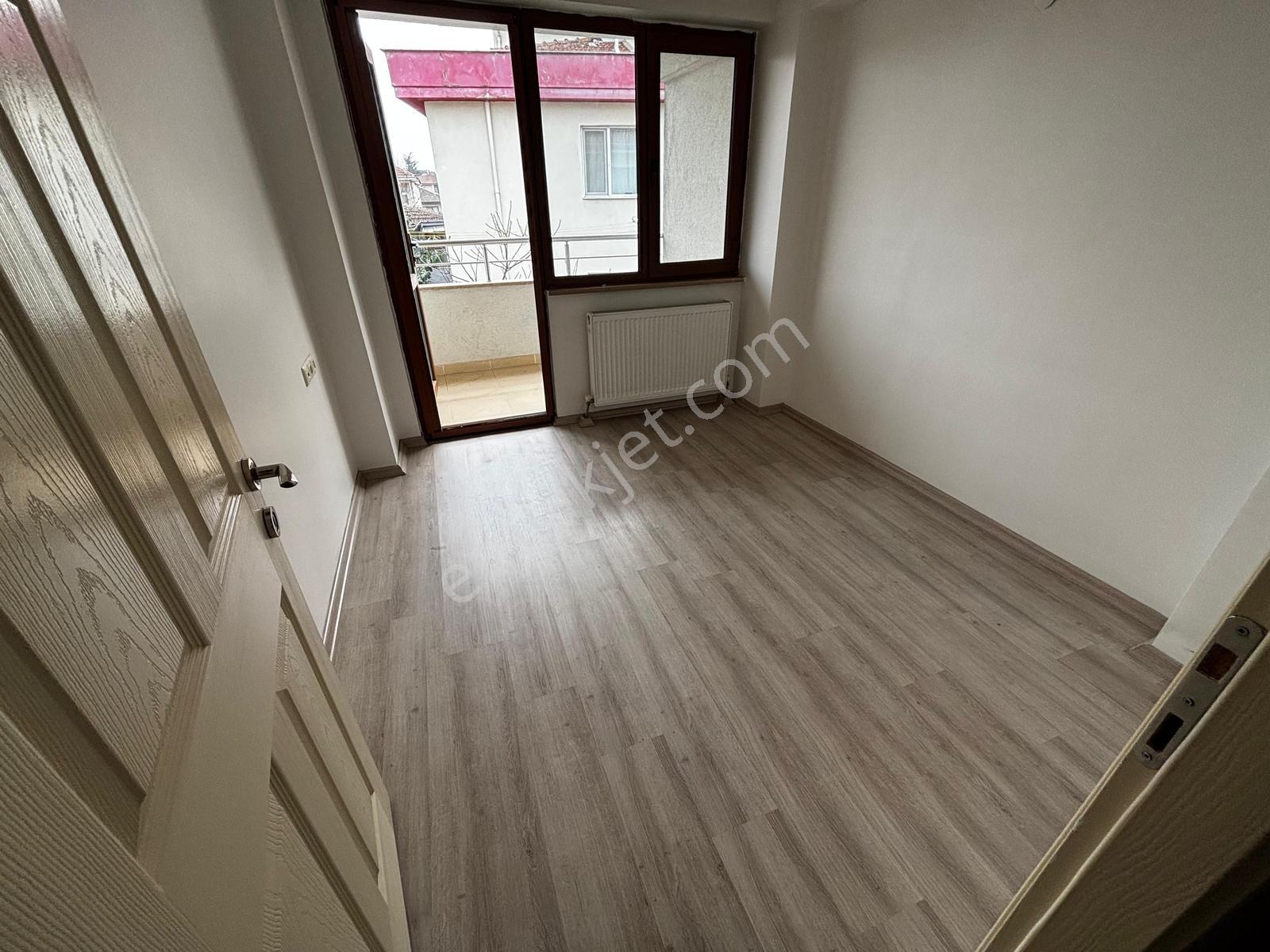 Öğretmen'den Hamidiye Mahallesi'nde 3+1 Kiralık Daire - Görsel 16
