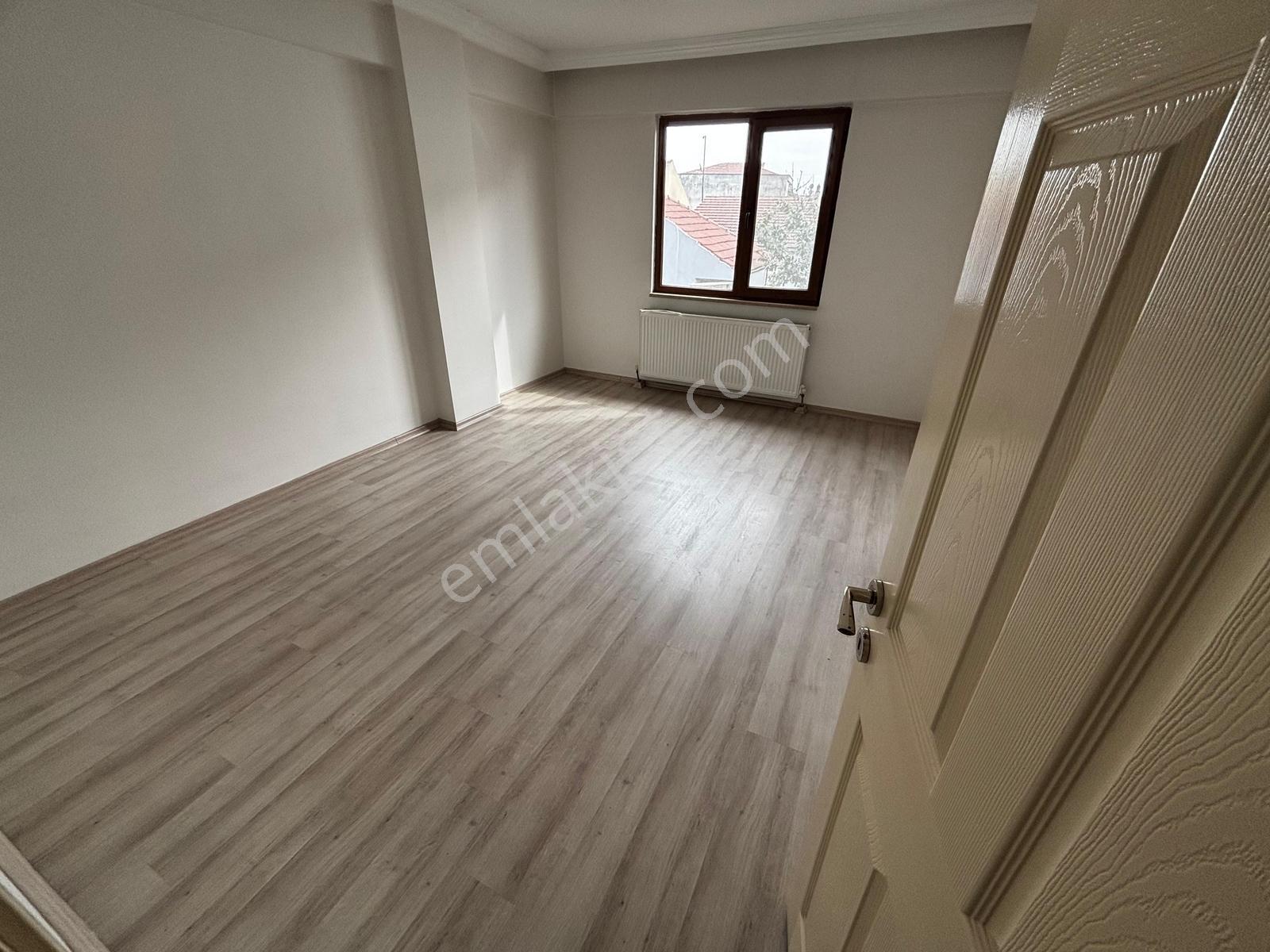 Öğretmen'den Hamidiye Mahallesi'nde 3+1 Kiralık Daire - Görsel 19