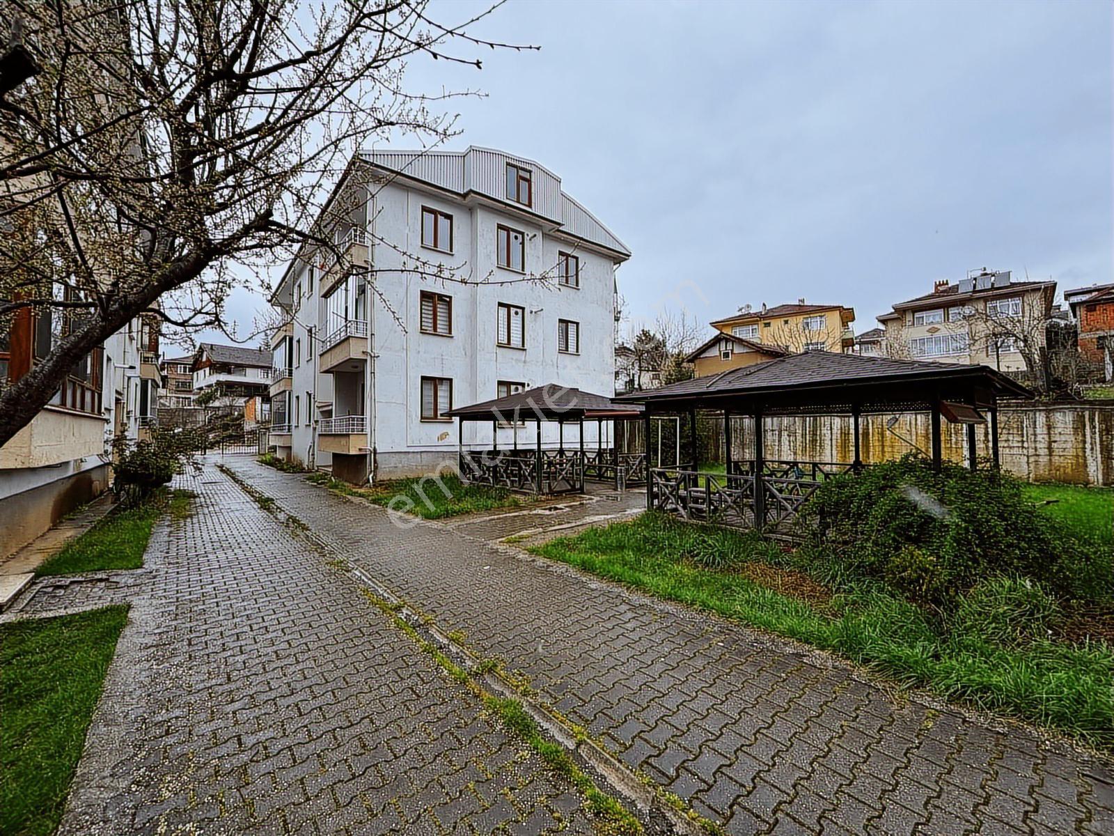 Fırsat! Öğretmen'den Konuralp'te 3+1 Satılık Daire